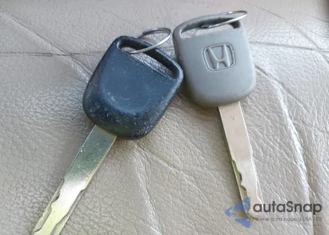 2007 Honda Odyssey Touring z USA, uszkodzony, nr VIN 5FNRL38887B083540